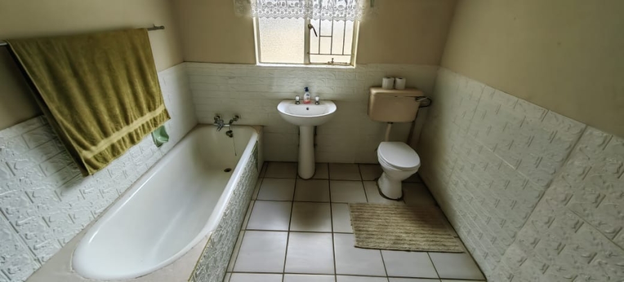 3 Bedroom Property for Sale in Baillie Park North West